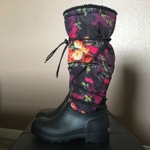 🔥 Dirty Laundry snow / rain boots 🔥MAKE OFFER